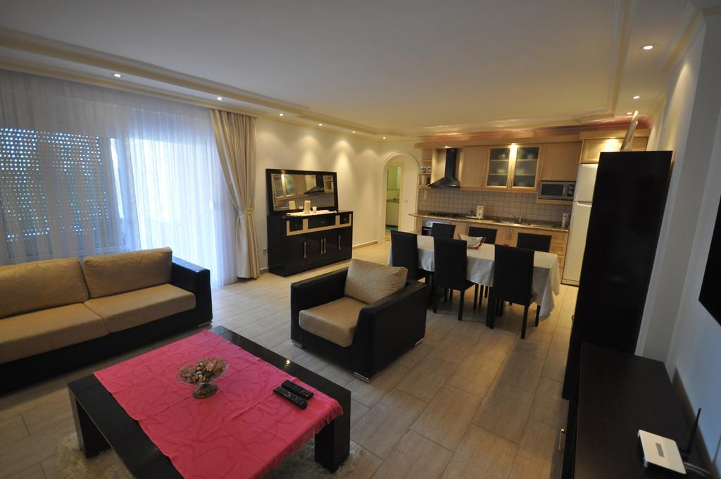 Yagmur No-7 Apartment *